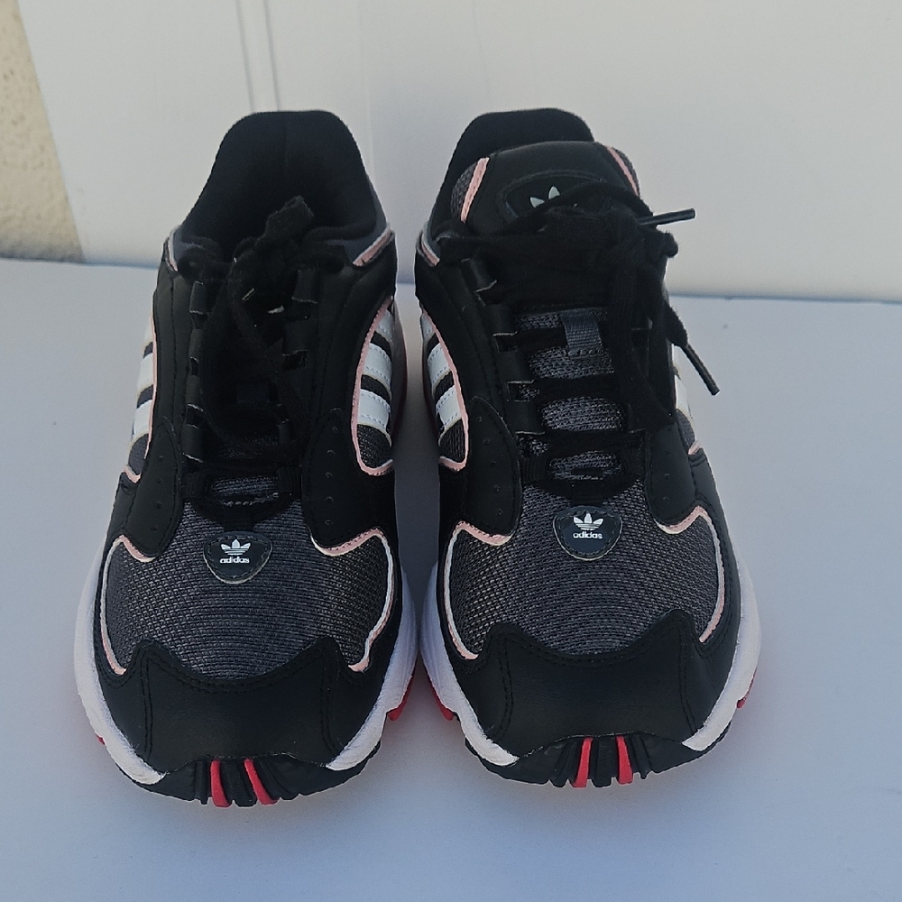 Adidas Women's Black and White Sneakers with Pink Highlights